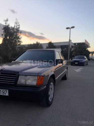 Mercedes 190 1990, 385,000 km - 2.0 l - Sumqayıt