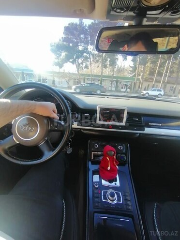 Audi A8 2003, 370,000 km - 3.7 l - Ağcabədi