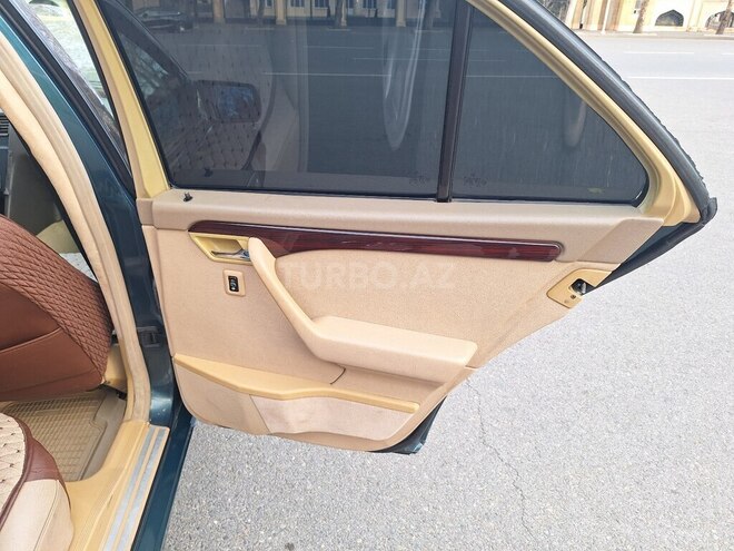 Mercedes C 220 1995, 263,000 km - 2.2 л - Mingəçevir