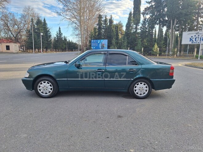 Mercedes C 220 1995, 263,000 km - 2.2 л - Mingəçevir