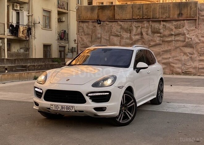 Porsche Cayenne Turbo 2012, 159,000 km - 4.8 l - Bakı