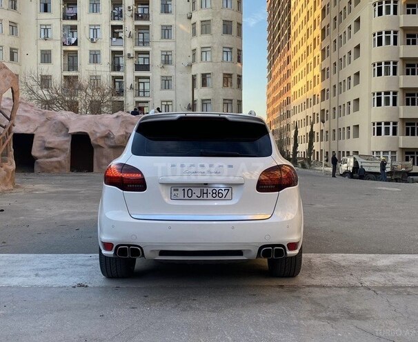 Porsche Cayenne Turbo 2012, 159,000 km - 4.8 l - Bakı
