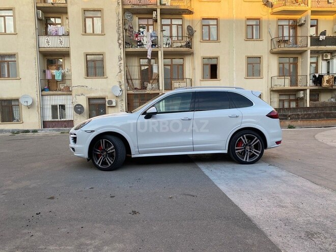 Porsche Cayenne Turbo 2012, 159,000 km - 4.8 l - Bakı