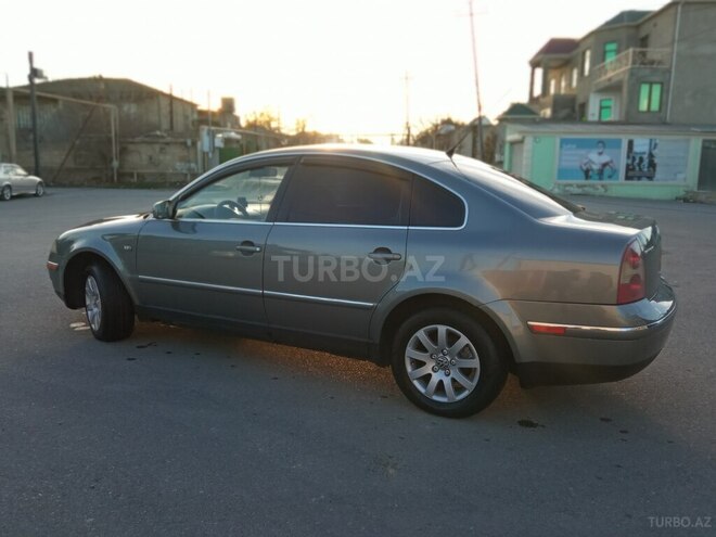Volkswagen Passat 2003, 298,000 km - 1.8 л - Bakı