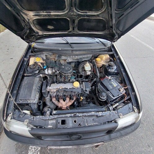 Opel Astra 1996, 356,400 km - 1.6 l - Bakı