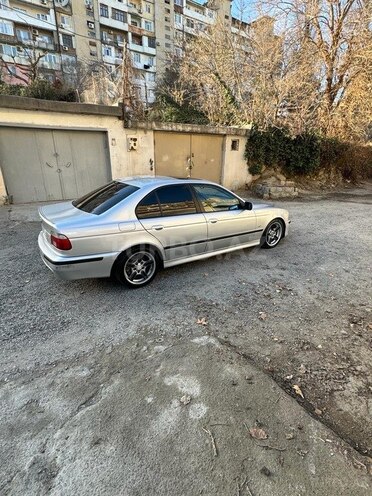 BMW 525 2003, 281,338 km - 2.5 l - Bakı