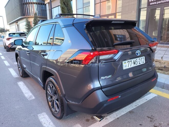 Toyota RAV4 2022, 1,800 km - 2.5 л - Bakı