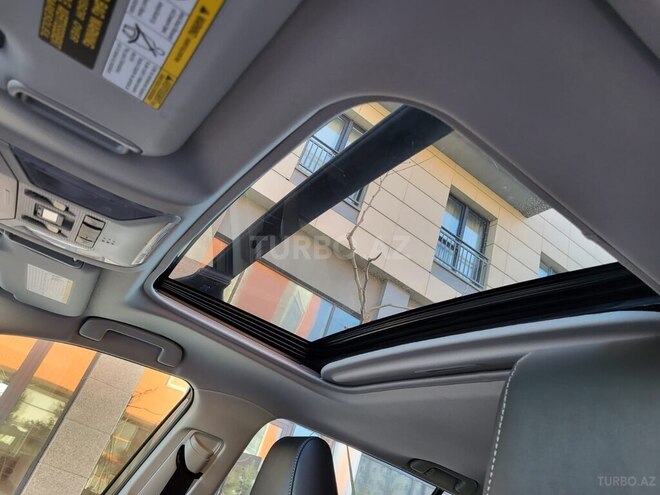 Toyota RAV4 2022, 1,800 km - 2.5 л - Bakı