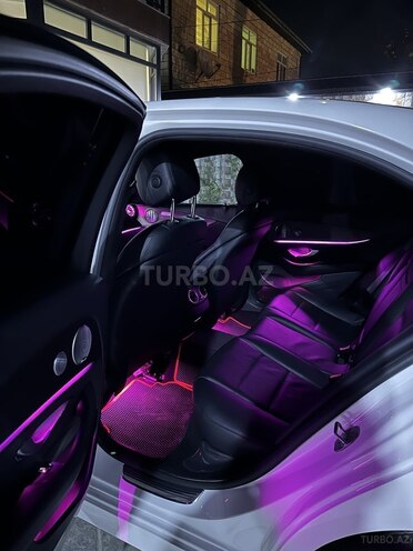 Mercedes E 220 2016, 136,000 km - 2.2 l - Bakı