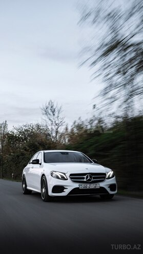 Mercedes E 220 2016, 136,000 km - 2.2 l - Bakı