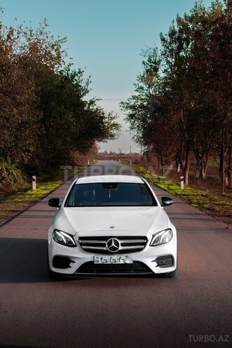 Mercedes E 220 2016, 136,000 km - 2.2 l - Bakı