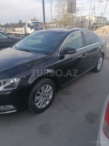 Volkswagen Passat 2011, 275,000 km - 2.5 l - Bakı