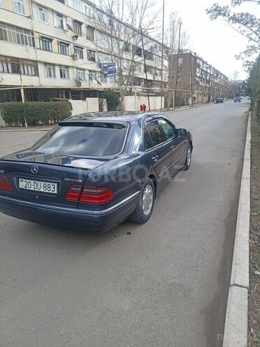 Mercedes E 230 1997, 693,969 km - 2.3 l - Gəncə