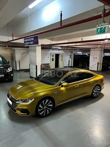 Volkswagen Arteon 2018, 68,000 km - 1.5 l - Bakı