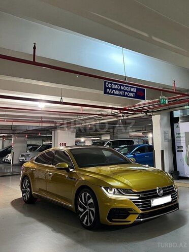Volkswagen Arteon 2018, 68,000 km - 1.5 l - Bakı