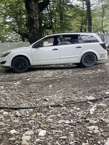 Opel Astra 2009, 240,000 km - 1.3 l - Bakı