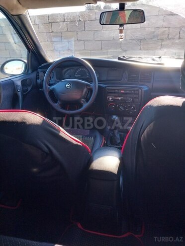 Opel Vectra 1998, 263,000 km - 1.6 l - Sumqayıt