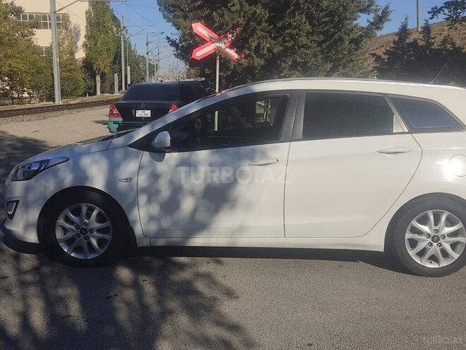 Hyundai i30 2014, 135,000 km - 1.6 л - Bakı