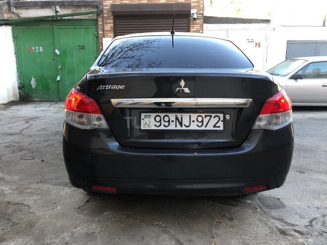 Mitsubishi Attrage 2014, 175,000 km - 1.2 l - Bakı