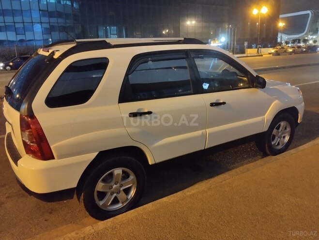 Kia Sportage 2009, 106,000 km - 2.0 l - Bakı
