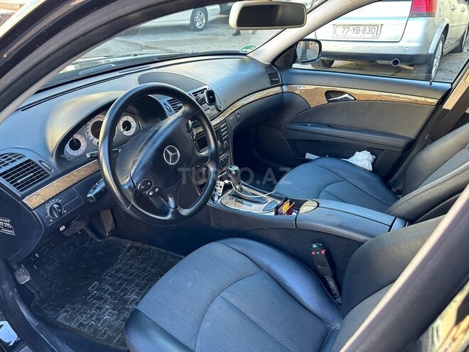 Mercedes E 220 2008, 317,500 km - 2.2 l - Bakı