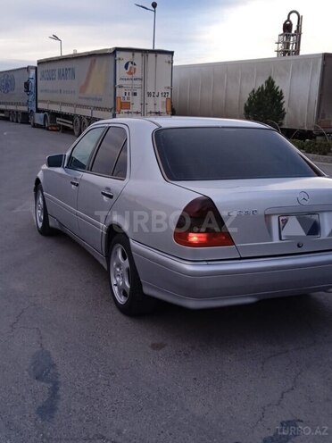Mercedes C 230 1999, 252,729 km - 2.3 l - Masallı