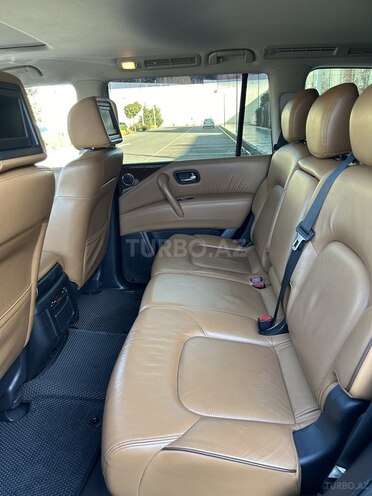 Nissan Patrol 2013, 184,000 km - 5.6 л - Bakı