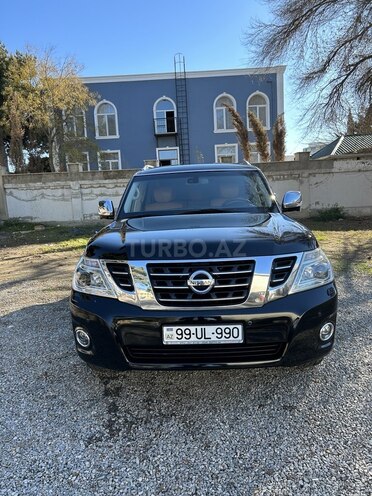 Nissan Patrol 2013, 184,000 km - 5.6 л - Bakı