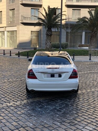 Mercedes E 240 2007, 218,606 km - 2.4 l - Bakı