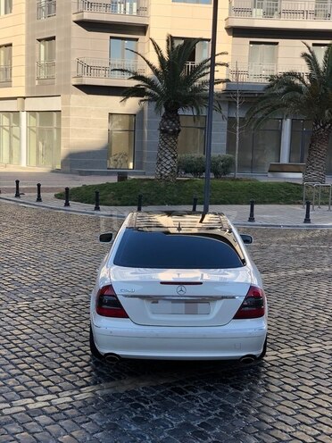 Mercedes E 240 2007, 218,606 km - 2.4 l - Bakı