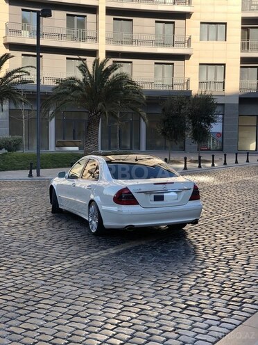 Mercedes E 240 2007, 218,606 km - 2.4 l - Bakı
