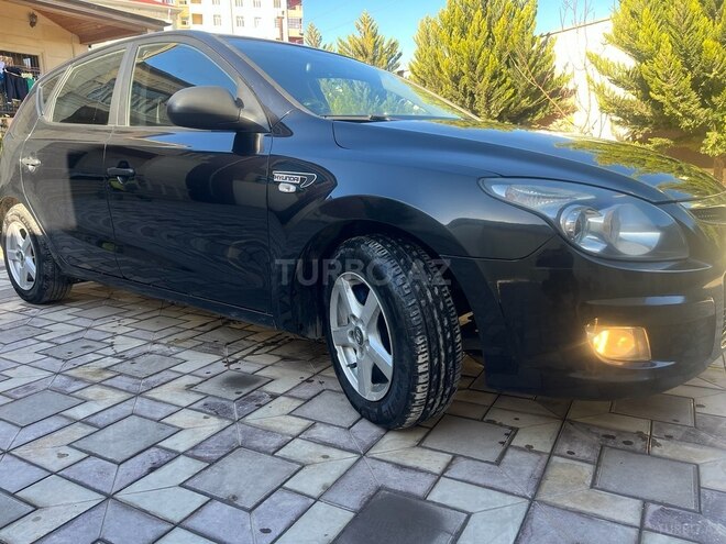 Hyundai i30 2009, 358,000 km - 1.6 l - Bakı