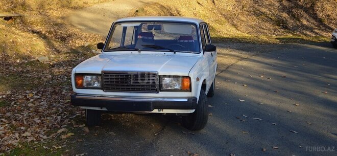 LADA (VAZ) 2107 2009, 13,200 km - 1.6 l - Astara