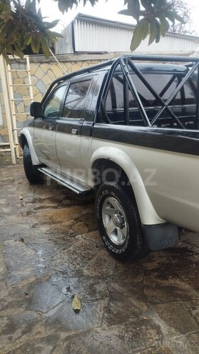Mitsubishi L200 2004, 55,455 km - 2.5 l - Qazax