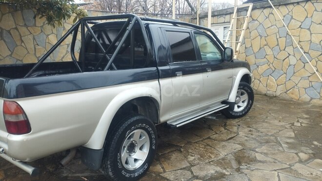Mitsubishi L200 2004, 55,455 km - 2.5 l - Qazax