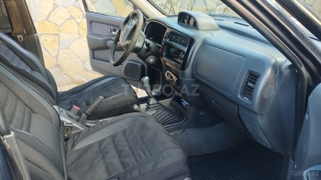 Mitsubishi L200 2004, 55,455 km - 2.5 l - Qazax
