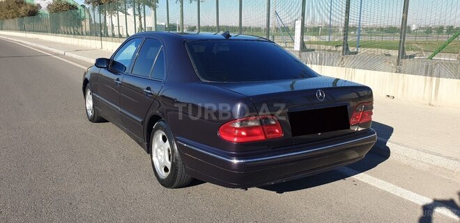 Mercedes E 200 1999, 451,000 km - 2.0 l - Bakı