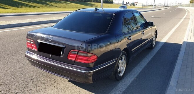 Mercedes E 200 1999, 451,000 km - 2.0 l - Bakı