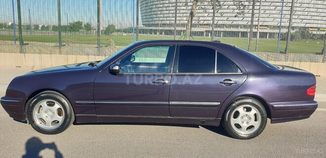 Mercedes E 200 1999, 451,000 km - 2.0 l - Bakı