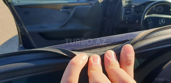 Mercedes E 200 1999, 451,000 km - 2.0 l - Bakı