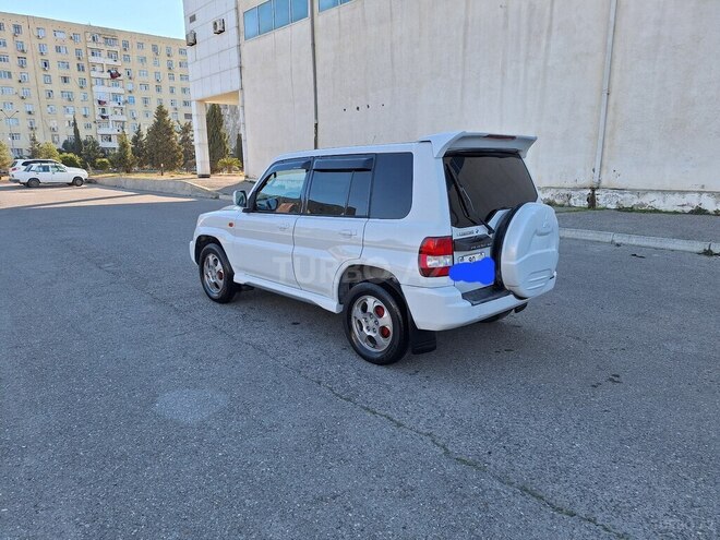 Mitsubishi Pajero io 2000, 200,070 km - 2.0 l - Bakı