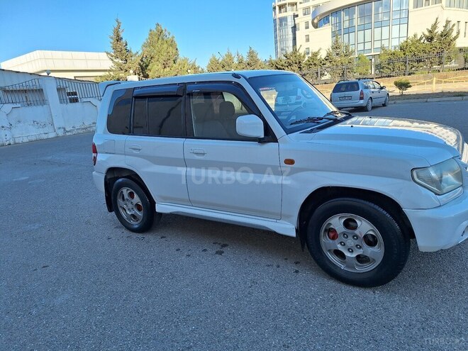 Mitsubishi Pajero io 2000, 200,070 km - 2.0 l - Bakı