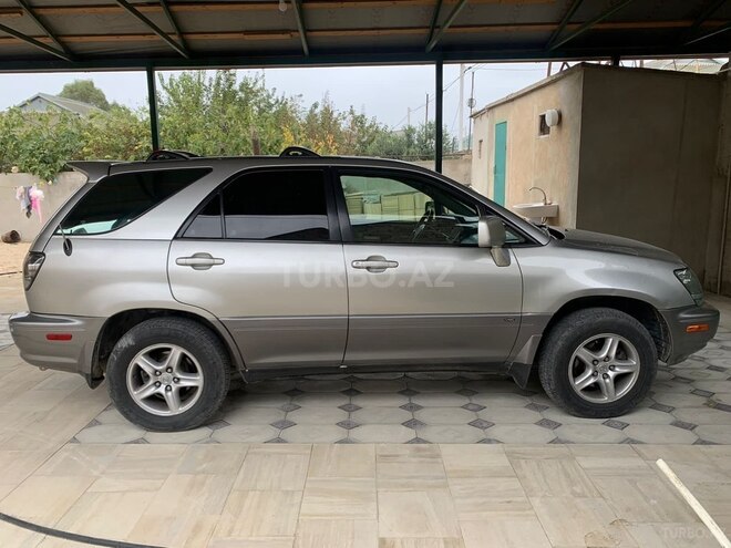 Lexus RX 330 2001, 323,000 km - 3.0 l - Bakı