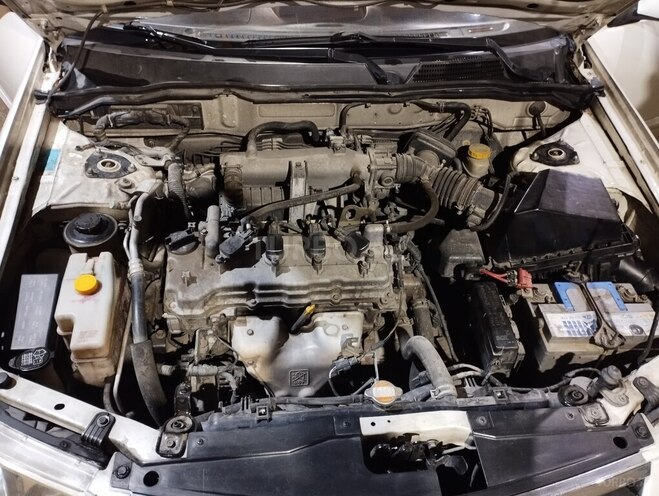 Nissan Sunny 2010, 290,000 km - 1.6 л - Bakı