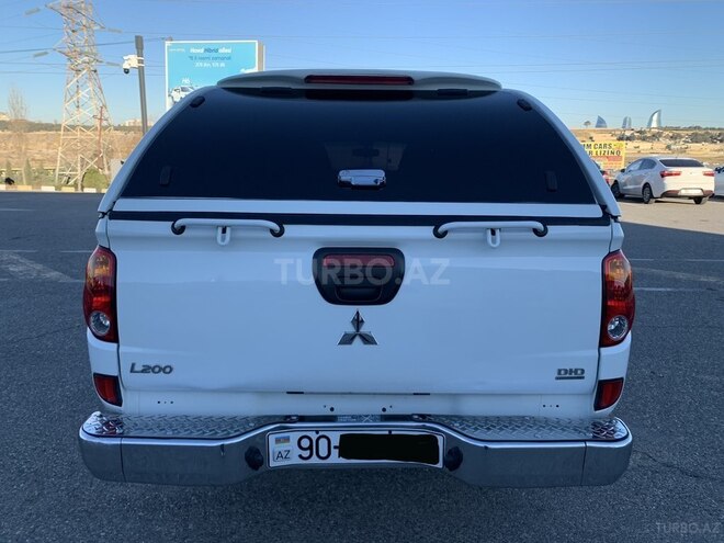 Mitsubishi L200 2014, 128,185 km - 2.5 l - Xırdalan