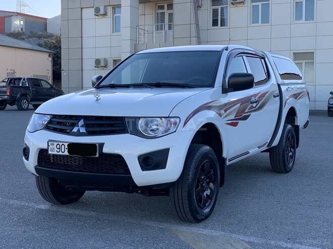 Mitsubishi L200 2014, 128,185 km - 2.5 l - Xırdalan