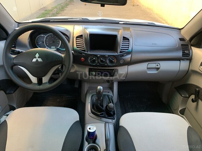 Mitsubishi L200 2014, 128,185 km - 2.5 l - Xırdalan