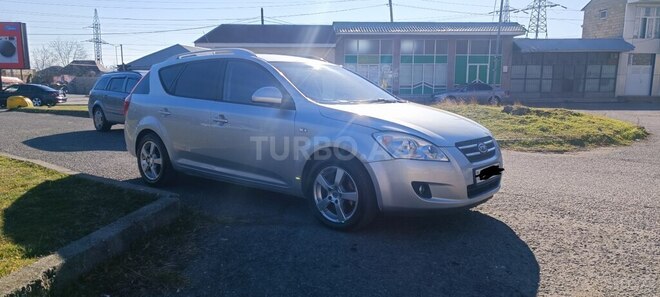 Kia Ceed 2007, 290,000 km - 1.6 л - Şəki