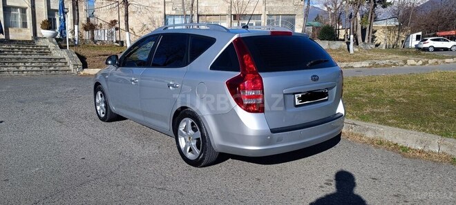 Kia Ceed 2007, 290,000 km - 1.6 л - Şəki