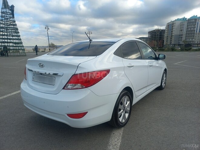 Hyundai Accent 2016, 174,000 km - 1.4 л - Sumqayıt